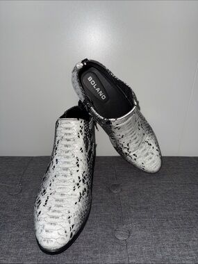 Boland Men's Black & White Snakeskin Slip-On Dress Boots
